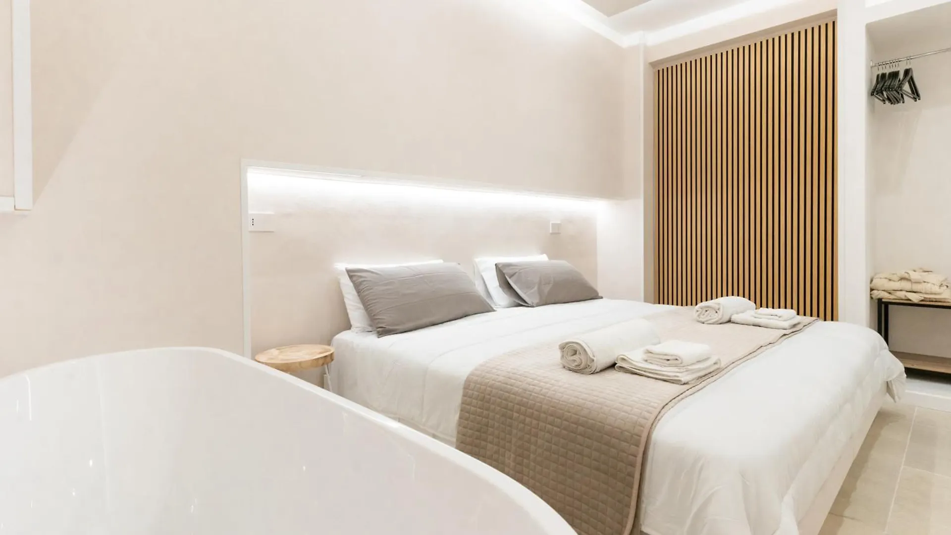 Ambrosia Suite Palermo 0*,  Italy